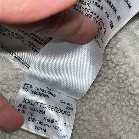 Levi's Men's Beige Sherpa Collar Jacket - Picture 9 of 9